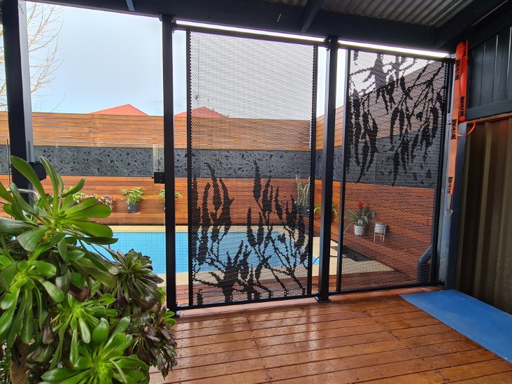 Decoview Gum Perf Pool Perf Panel in Textured Black