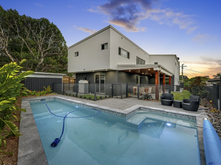 Decoview Pure Perf Pool Perf Panel in Textured Monument