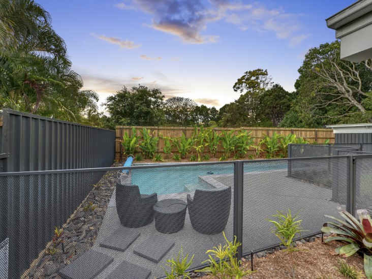 Decoview Pure Perf Pool Perf Panel in Textured Monument