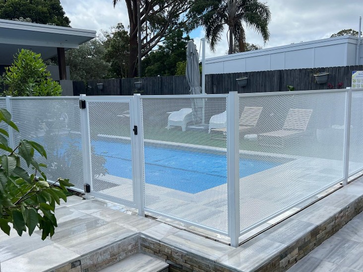 Decoview Pure Perf Pool Perf Panel in Textured White