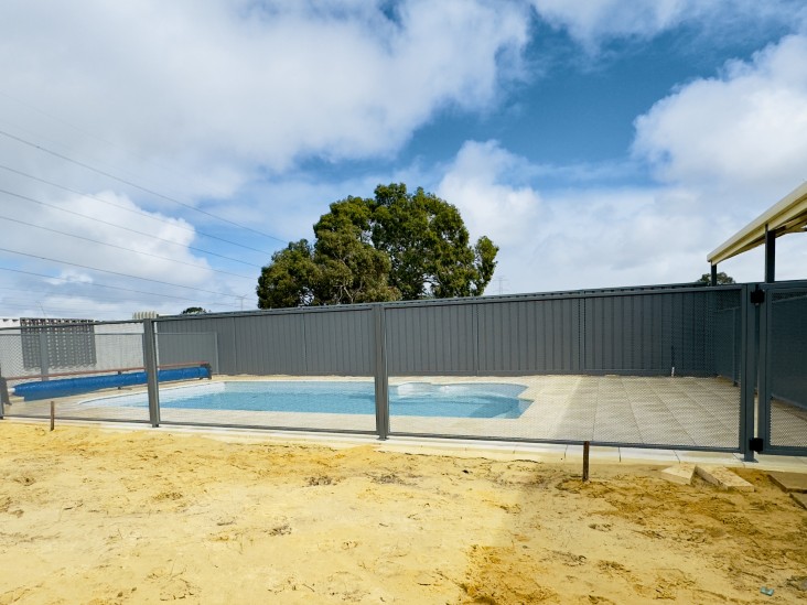 Decoview Pure Perf Pool Perf Panel in Textured Woodland Grey