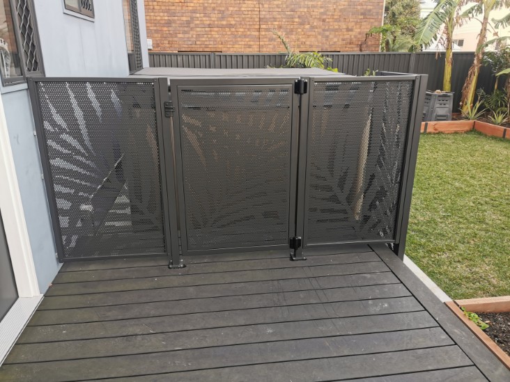 Decoview  Pool Perf Panel in Textured Woodland Grey
